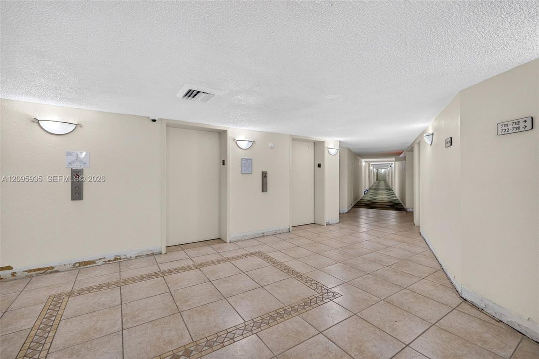 En Venta: $325,000 (2 camas, 2 baños, 1455 Pies cuadrados)