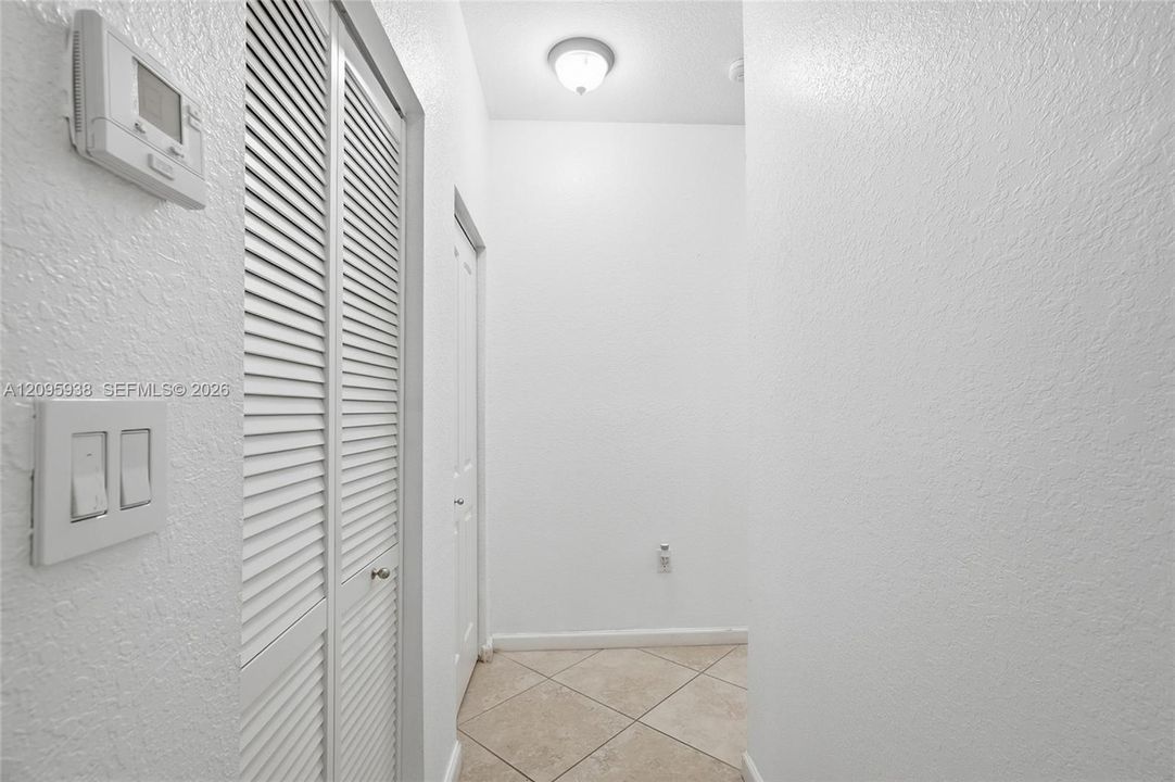 For Sale: $1,200,000 (5 beds, 4 baths, 3598 Square Feet)