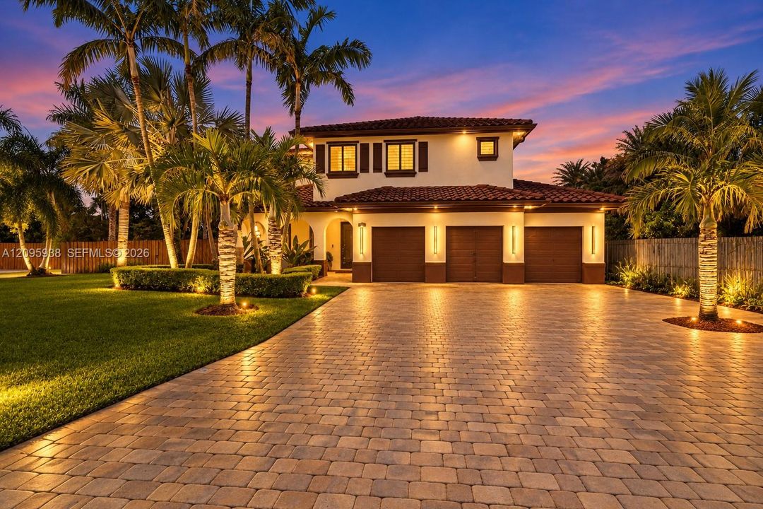 For Sale: $1,200,000 (5 beds, 4 baths, 3598 Square Feet)