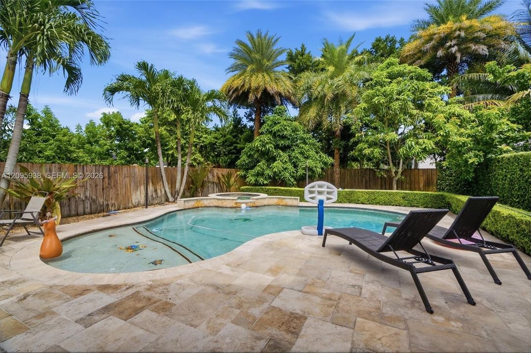 For Sale: $1,200,000 (5 beds, 4 baths, 3598 Square Feet)