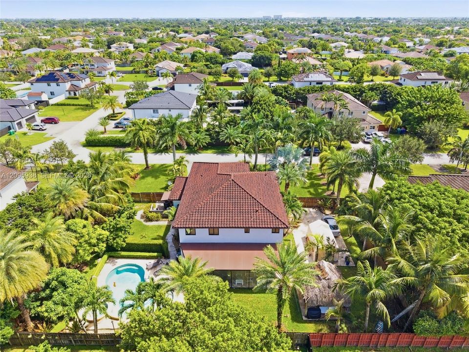 For Sale: $1,200,000 (5 beds, 4 baths, 3598 Square Feet)