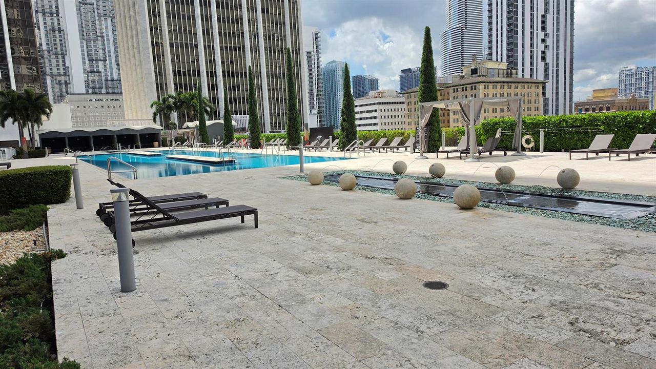 Pool 2