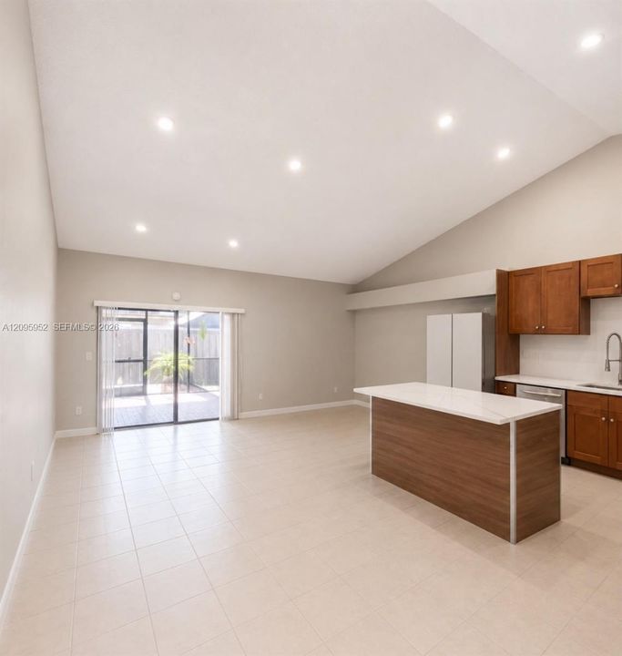 For Sale: $340,000 (2 beds, 2 baths, 1139 Square Feet)