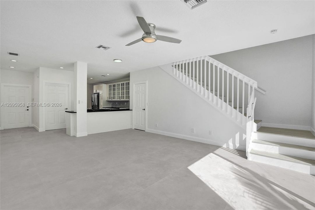 En Venta: $520,000 (2 camas, 2 baños, 1669 Pies cuadrados)