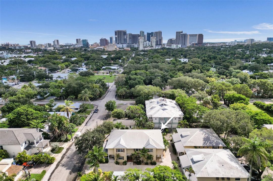 En Venta: $520,000 (2 camas, 2 baños, 1669 Pies cuadrados)