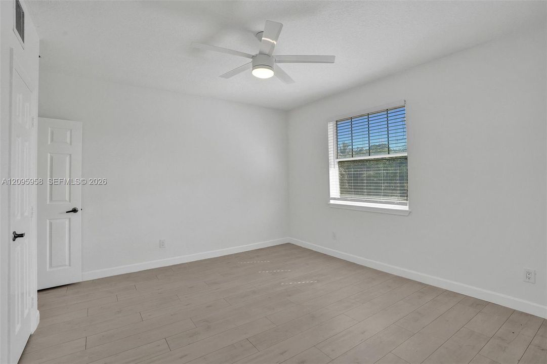 En Venta: $520,000 (2 camas, 2 baños, 1669 Pies cuadrados)