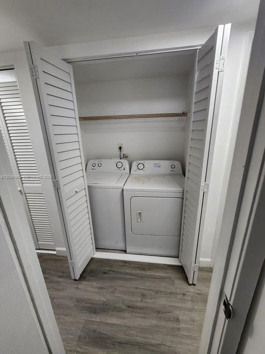 En Renta: $2,750 (3 camas, 2 baños, 1417 Pies cuadrados)