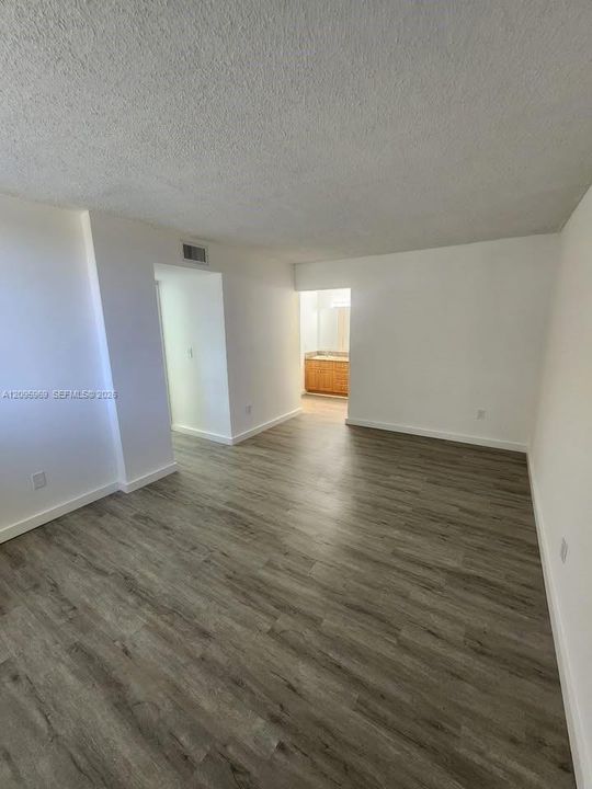 En Renta: $2,750 (3 camas, 2 baños, 1417 Pies cuadrados)