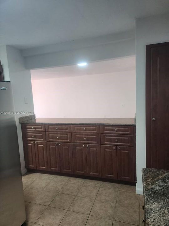 En Renta: $2,750 (3 camas, 2 baños, 1417 Pies cuadrados)