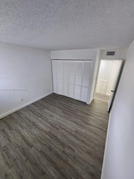 En Renta: $2,750 (3 camas, 2 baños, 1417 Pies cuadrados)