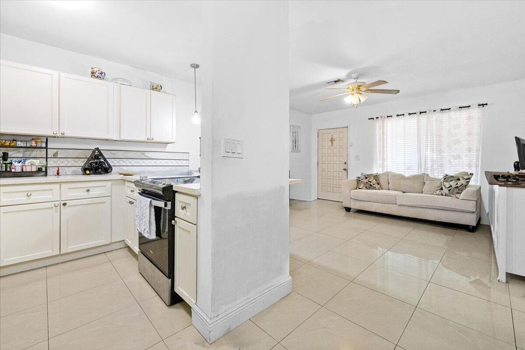 05-1412 Sw 3rd A-2871