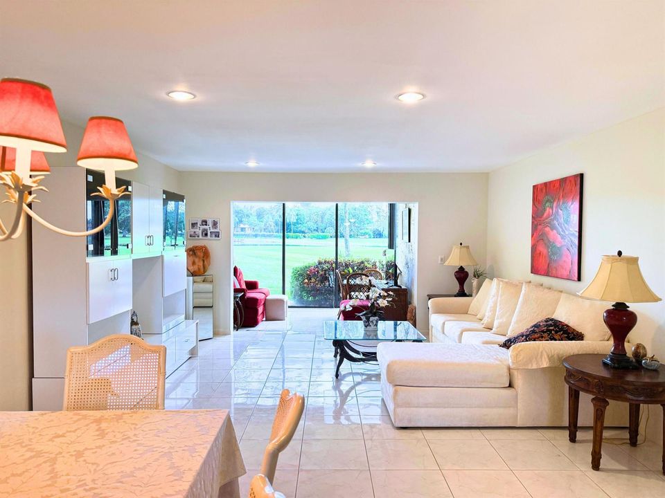8410 Casa Del Lago E 38