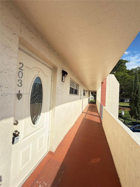 En Venta: $200,000 (2 camas, 2 baños, 1170 Pies cuadrados)