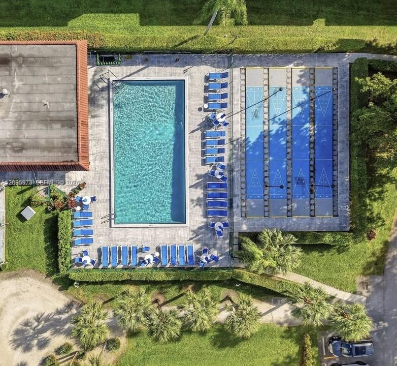 En Venta: $200,000 (2 camas, 2 baños, 1170 Pies cuadrados)