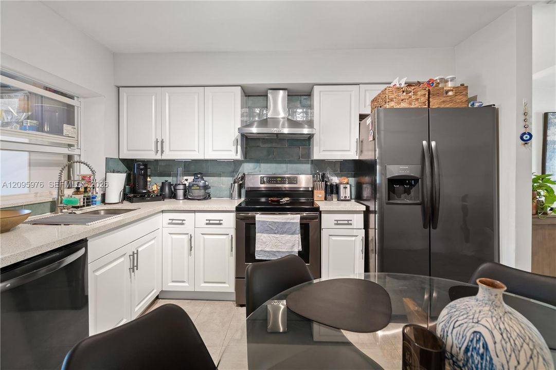 For Sale: $1,298,000 (0 beds, 0 baths, 2860 Square Feet)