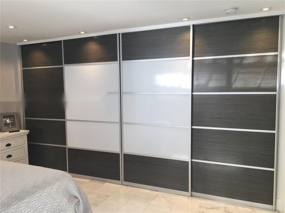 08_wardrobe