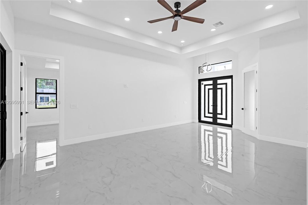 На продажу: $489,900 (3 спален, 2 ванн, 1903 Квадратных фут)