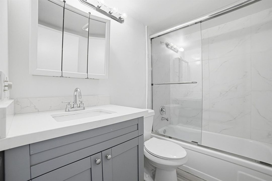 Bathroom1