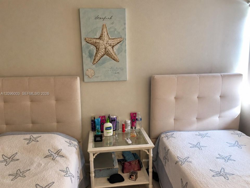 For Rent: $2,700 (2 beds, 2 baths, 858 Square Feet)