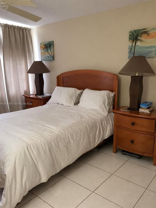 For Rent: $2,700 (2 beds, 2 baths, 858 Square Feet)