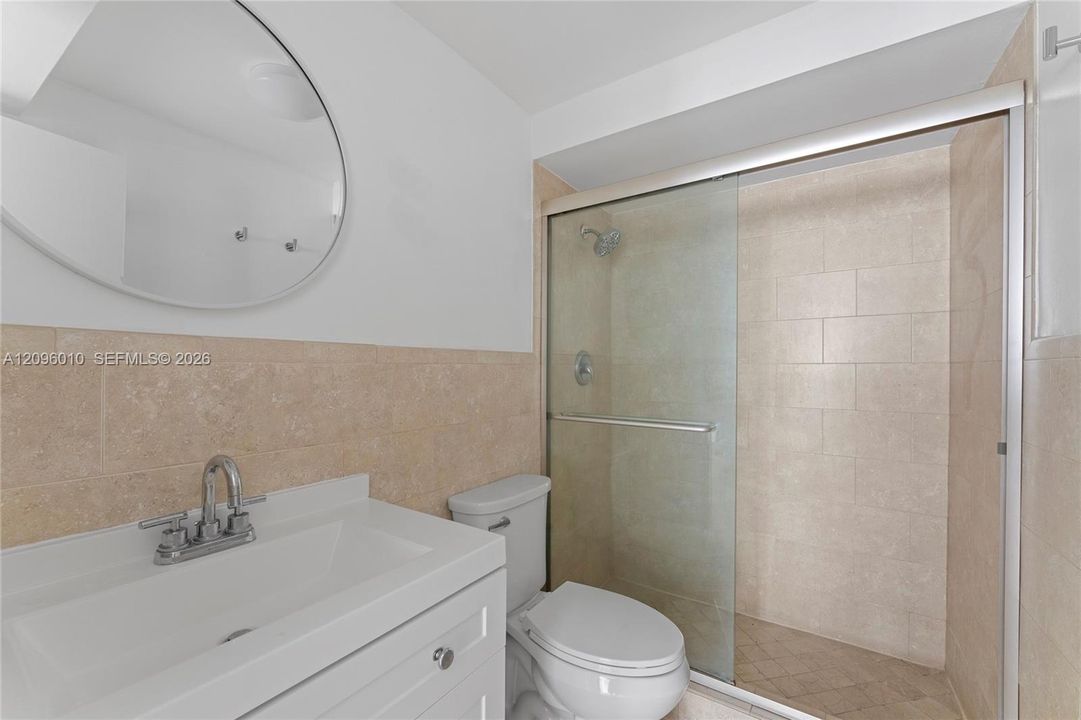 В аренду: $2,900 (2 спален, 2 ванн, 897 Квадратных фут)