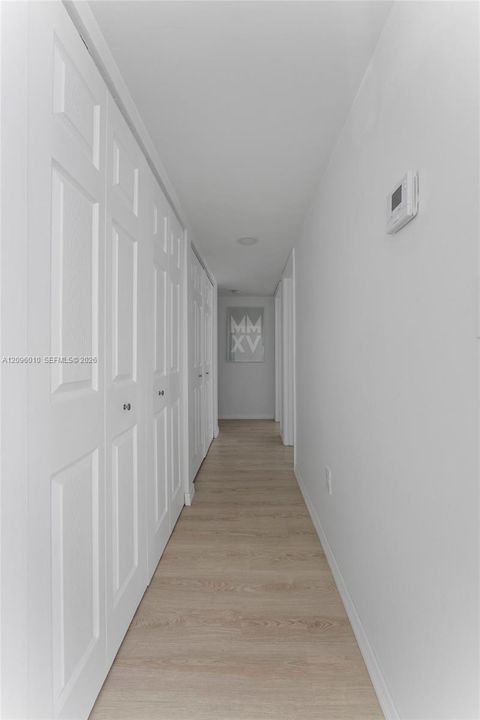В аренду: $2,900 (2 спален, 2 ванн, 897 Квадратных фут)