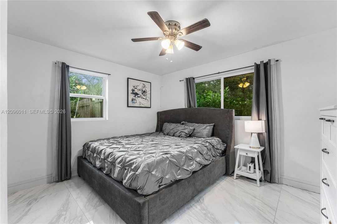 For Sale: $650,000 (3 beds, 2 baths, 1797 Square Feet)
