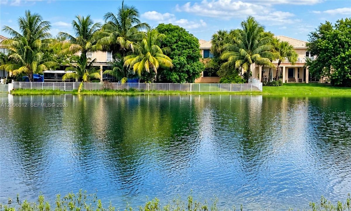 For Sale: $795,000 (5 beds, 2 baths, 2840 Square Feet)
