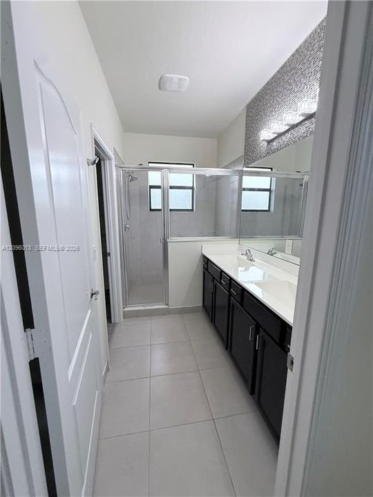 В аренду: $2,350 (3 спален, 3 ванн, 1641 Квадратных фут)