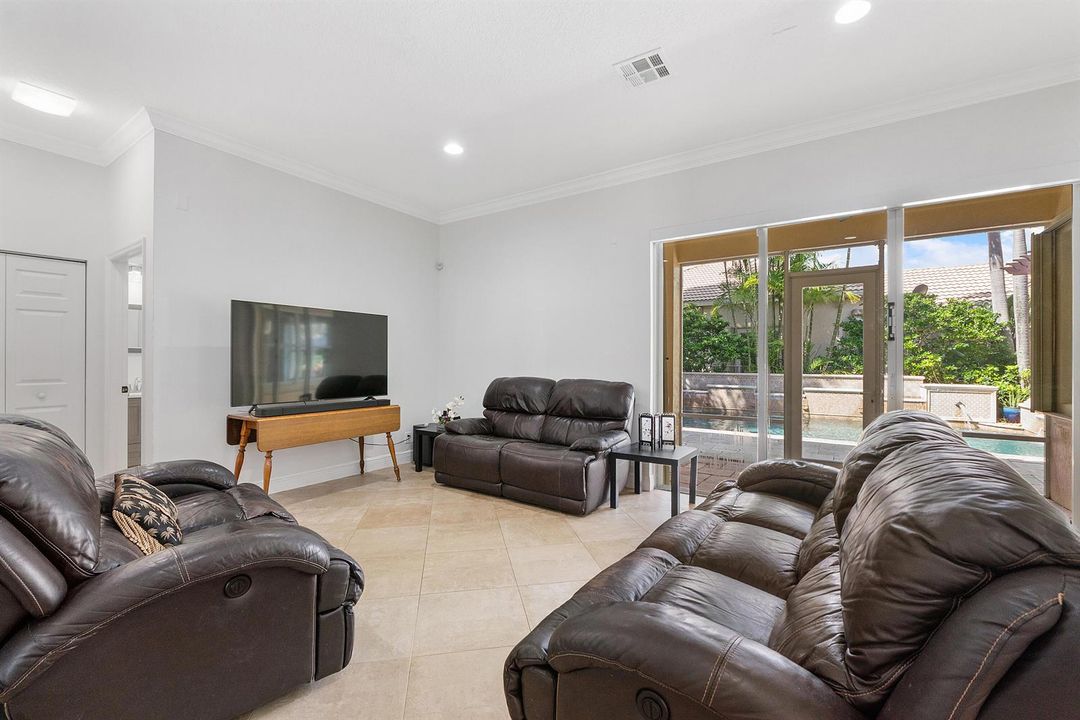 7457 Nw 51st Way_069