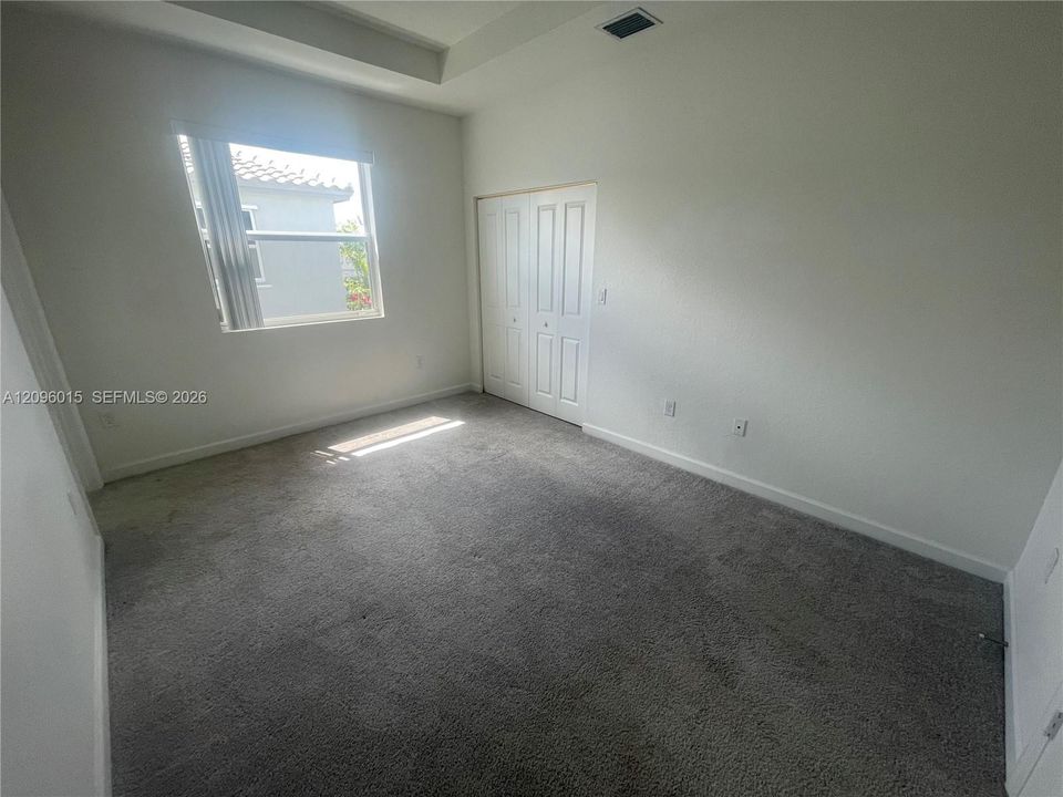 В аренду: $2,299 (3 спален, 2 ванн, 1330 Квадратных фут)