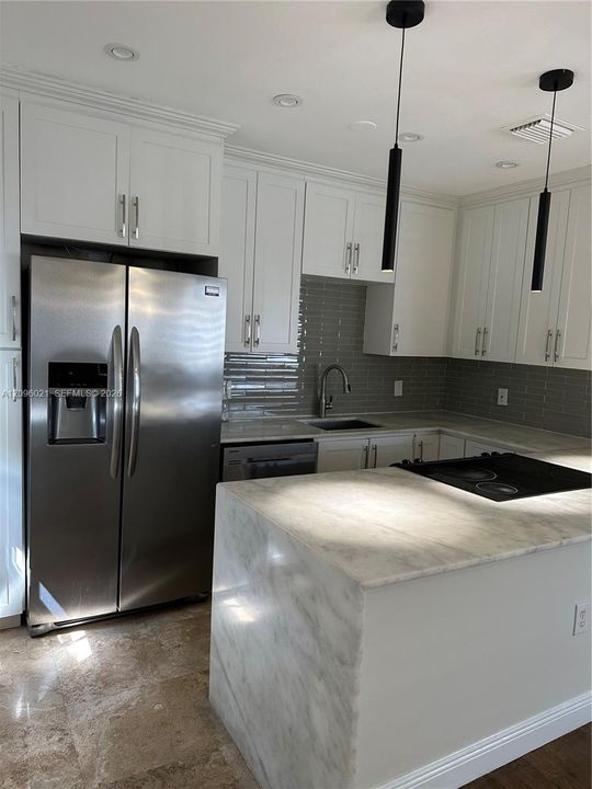 For Rent: $3,800 (3 beds, 2 baths, 1186 Square Feet)