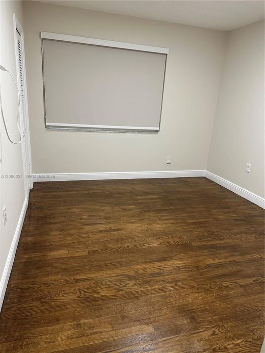 For Rent: $3,800 (3 beds, 2 baths, 1186 Square Feet)
