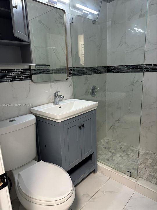 For Rent: $3,800 (3 beds, 2 baths, 1186 Square Feet)