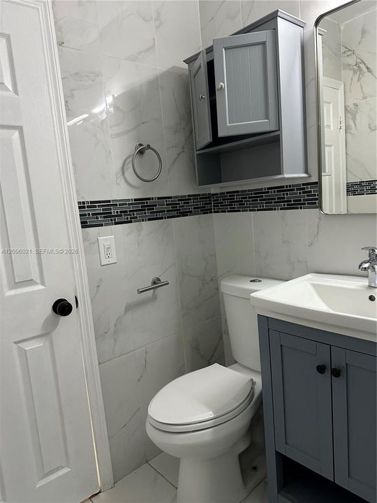 For Rent: $3,800 (3 beds, 2 baths, 1186 Square Feet)