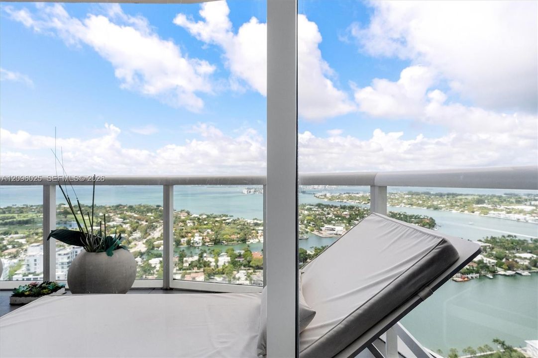 2nd Balcony