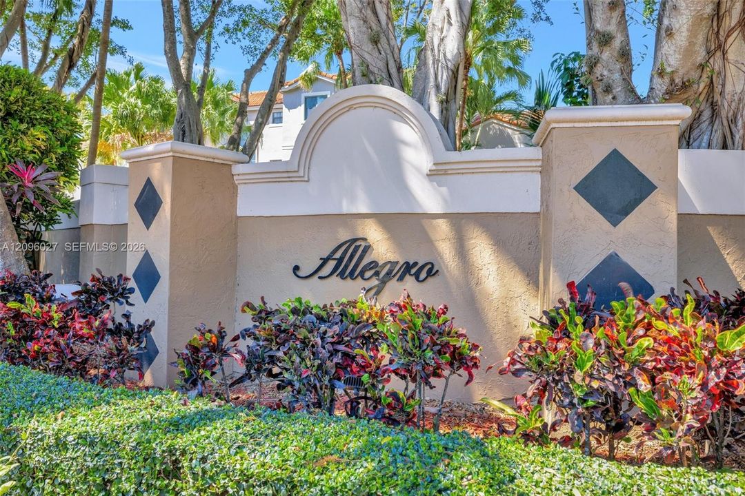 For Sale: $474,990 (4 beds, 2 baths, 1812 Square Feet)