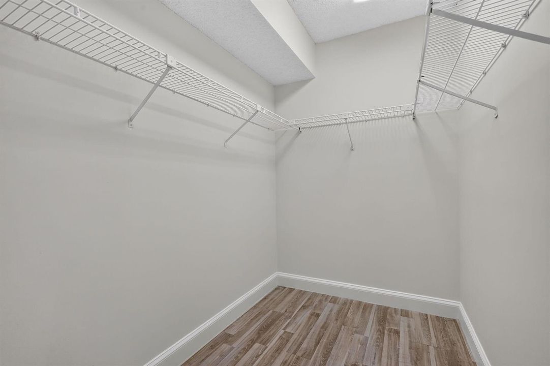 21-web-or-mls-8H3A3642