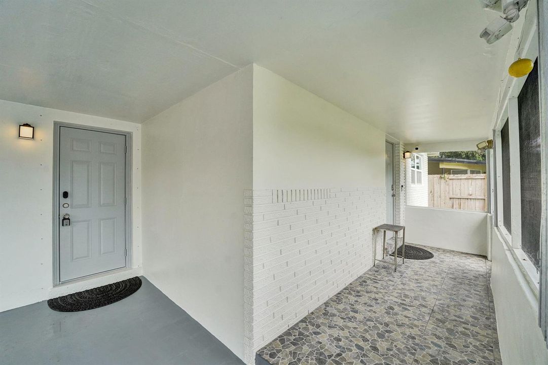 12 03 Car Port
