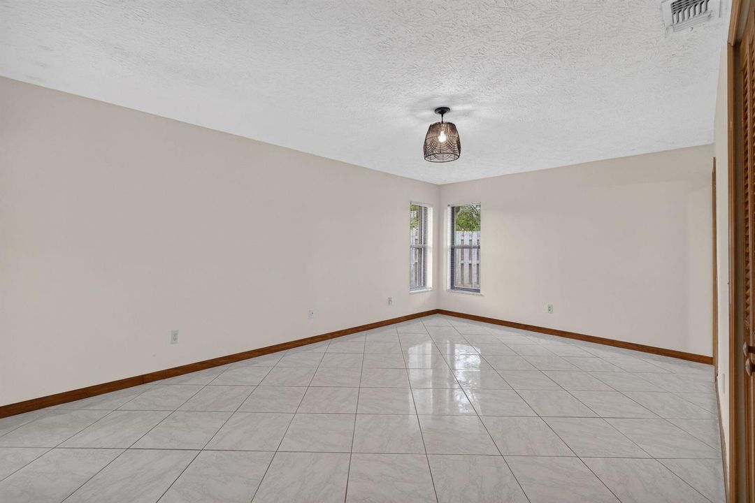 21-web-or-mls-3A5A8668