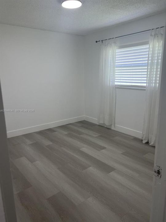 For Sale: $229,800 (2 beds, 2 baths, 1095 Square Feet)