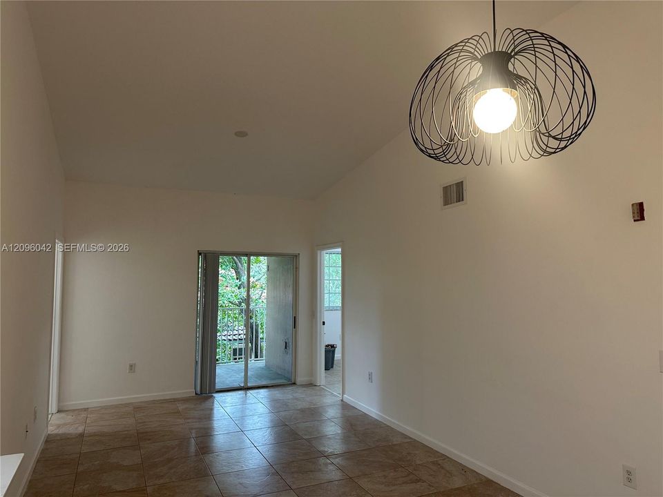 En Renta: $2,300 (2 camas, 2 baños, 916 Pies cuadrados)