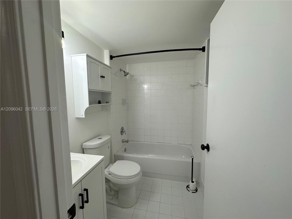 En Renta: $2,300 (2 camas, 2 baños, 916 Pies cuadrados)