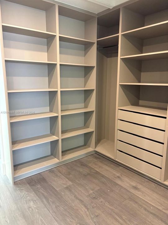 En Renta: $9,900 (5 camas, 4 baños, 3144 Pies cuadrados)