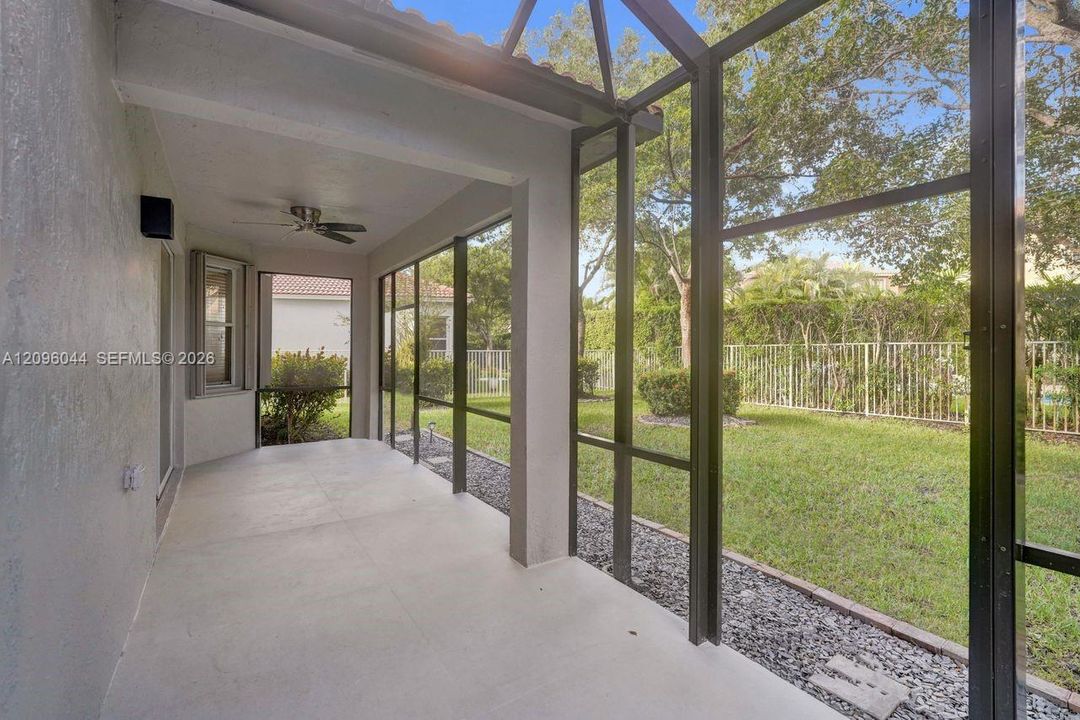 En Renta: $9,900 (5 camas, 4 baños, 3144 Pies cuadrados)