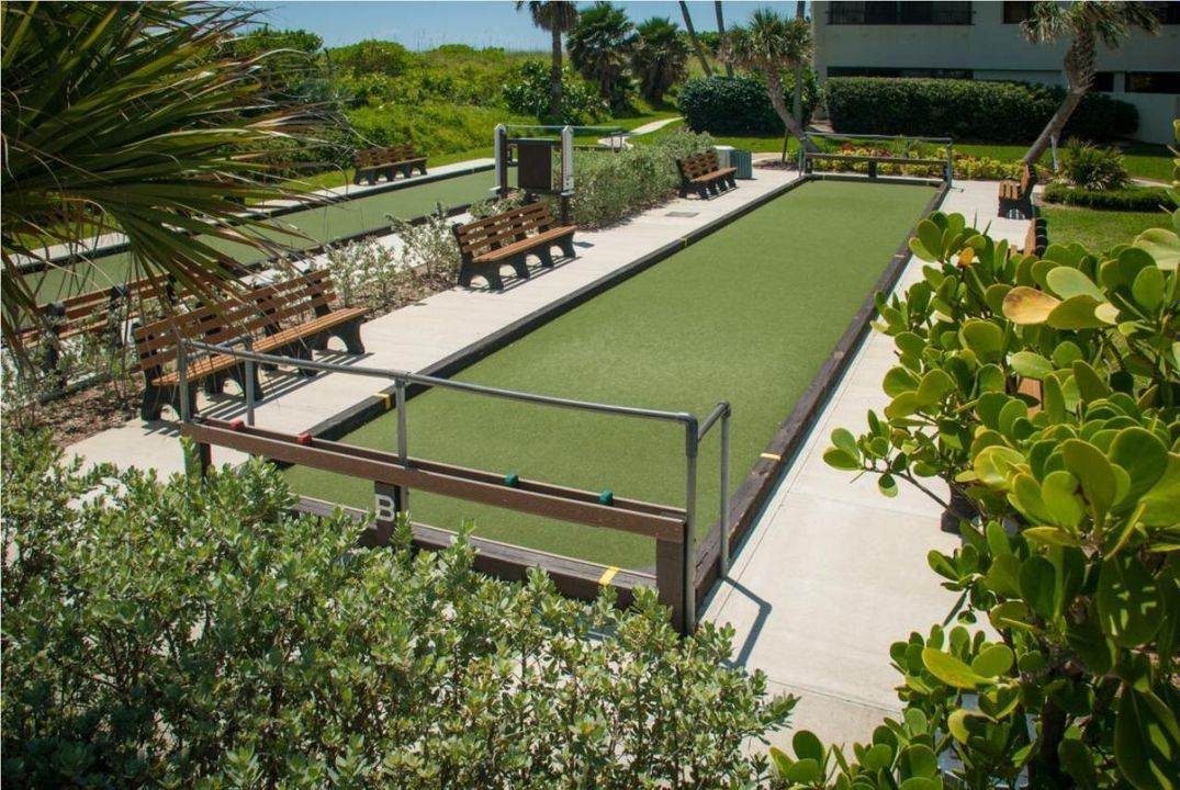 BOCCE BALL
