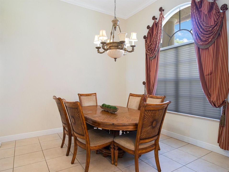 Dining Area(1)