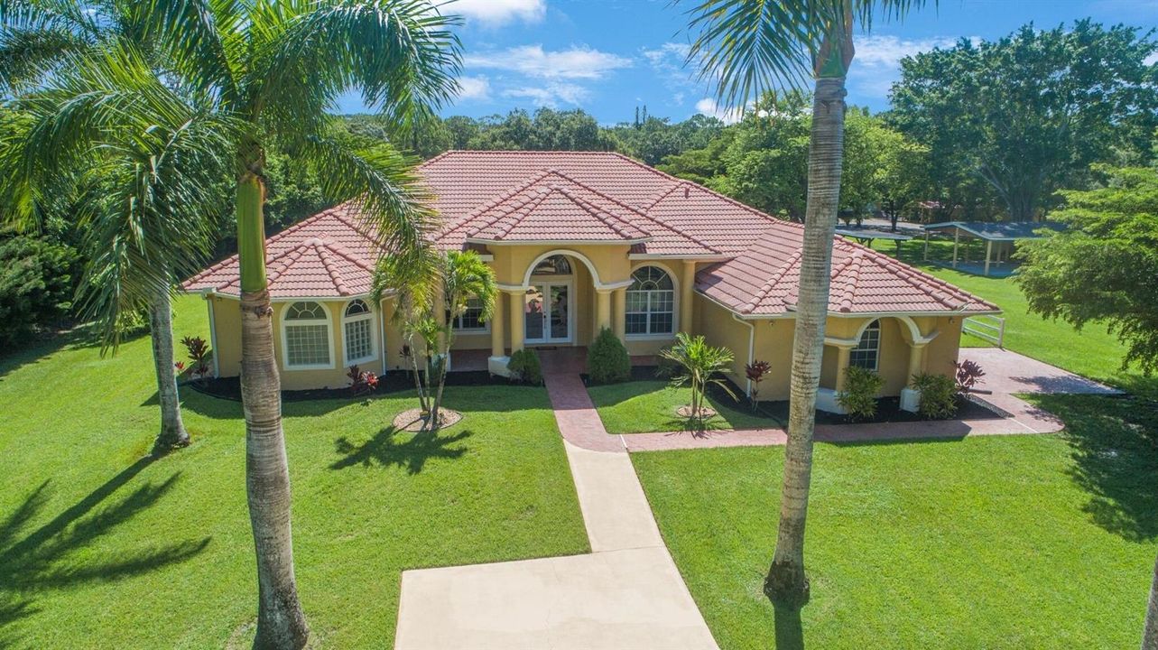 Front closeup Aerial View(1)
