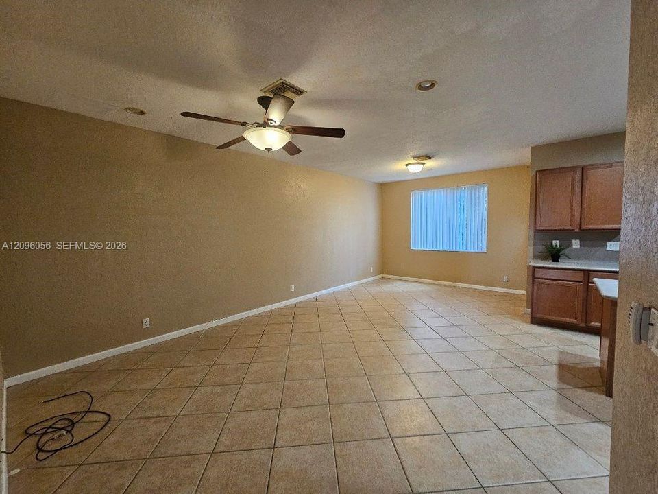For Rent: $2,495 (3 beds, 2 baths, 1626 Square Feet)