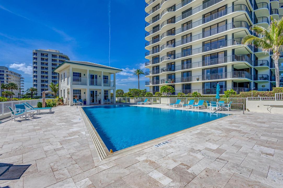 Pool/Clubhouse